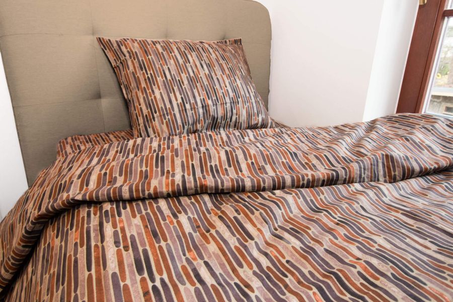 Puuvilla vuodevaatteet  Janna lakanalla